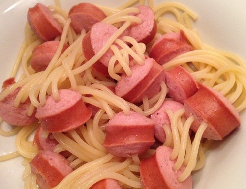 spaghetti-saucisses-1