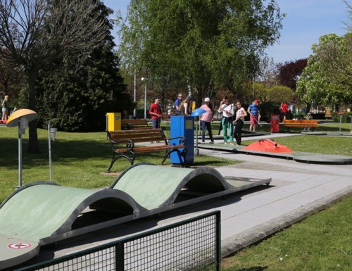 Mini-Golf