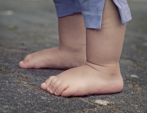 « Mon enfant doit-il porter des semelles? »